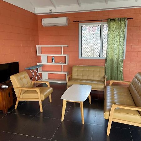 Keris Rental Houses Vaitele Luaran gambar