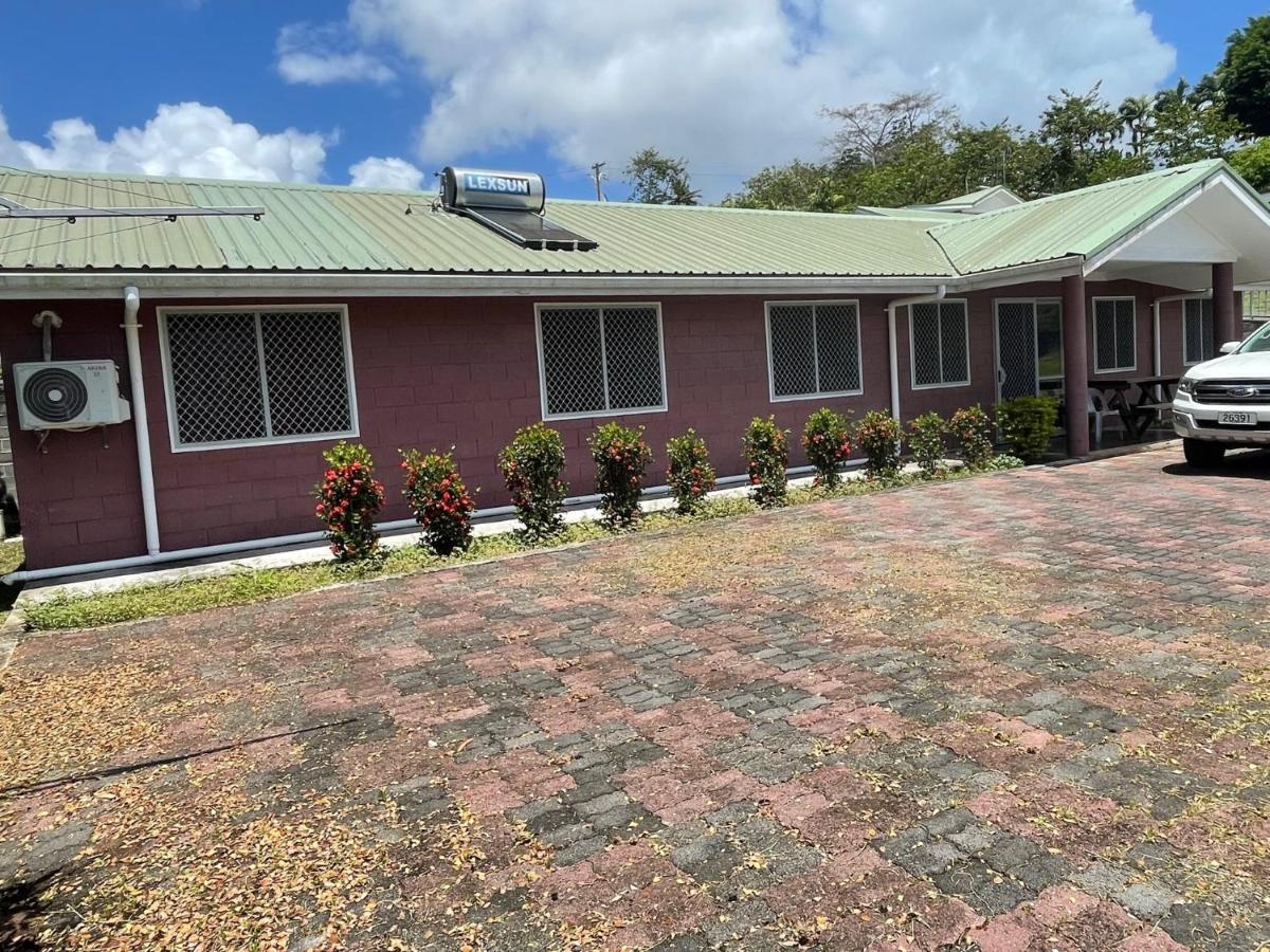 Keris Rental Houses Vaitele Luaran gambar
