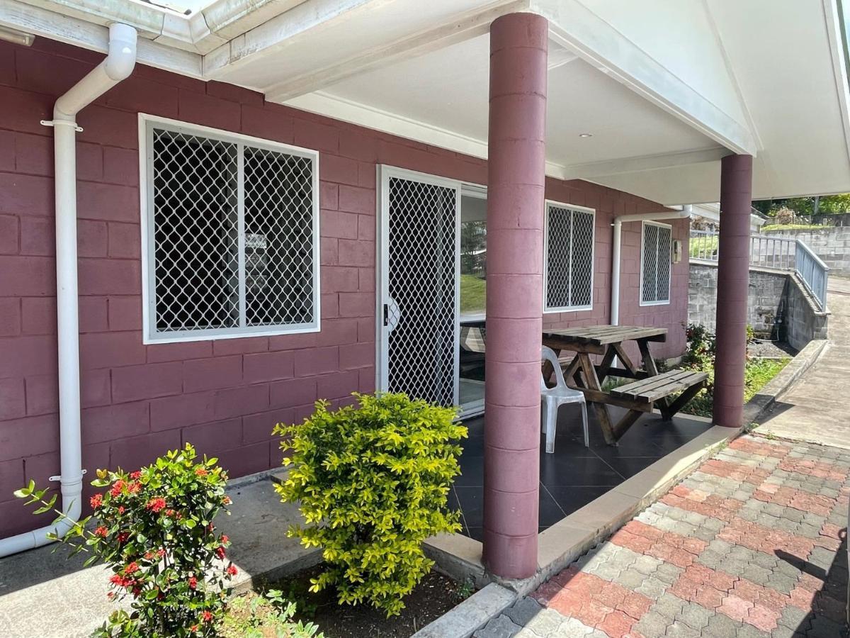 Keris Rental Houses Vaitele Luaran gambar
